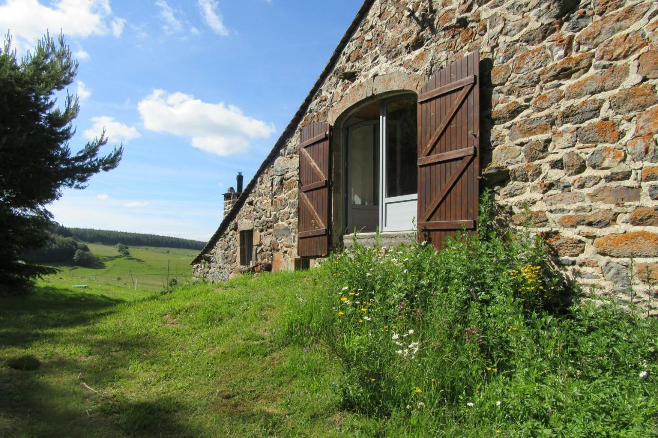 Bastides Du Mezenc Bed & Breakfast Saint-Front  Exterior photo